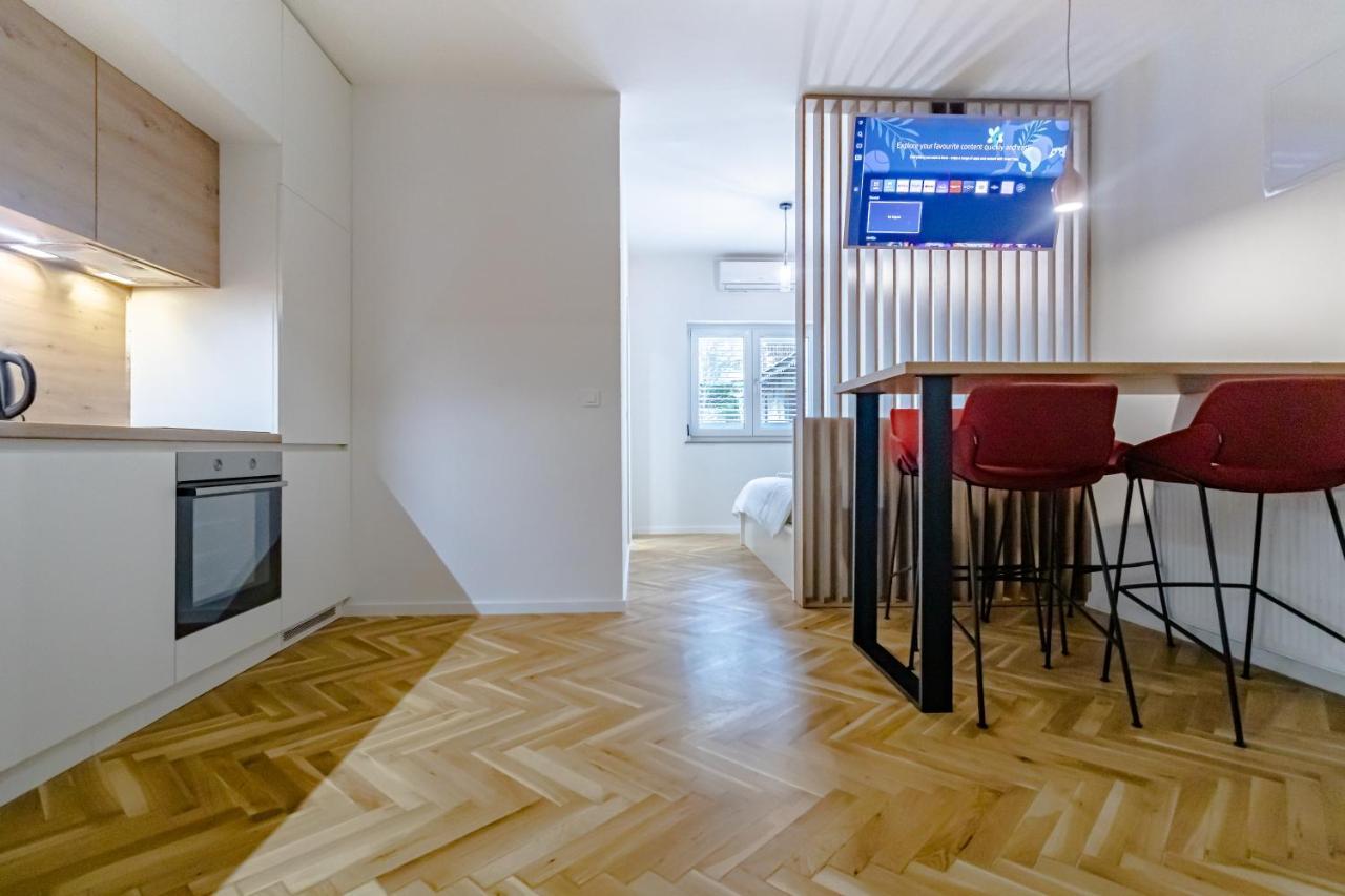 Tkalcha Studio Deluxe Leilighet Zagreb Eksteriør bilde